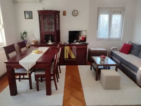 Prodaja, dvosoban stan, 45m², Detelinara, Novi Sad Sve Podlokacije - image 1