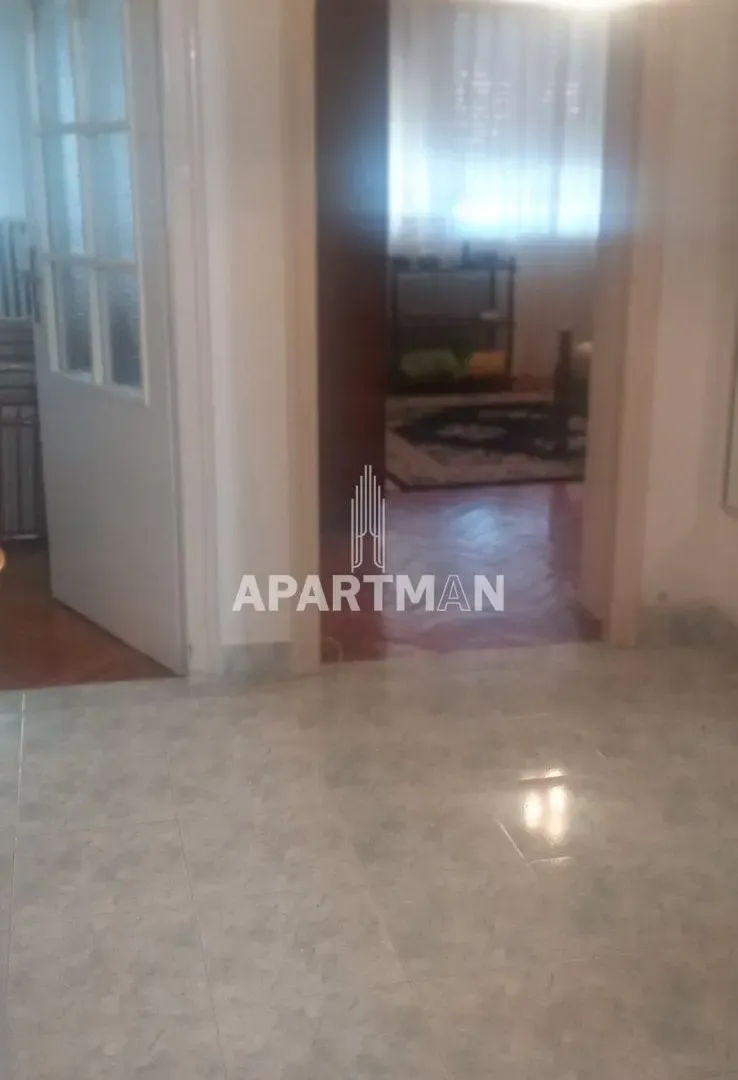 Izdavanje, dvosoban stan, 56m², Stari Grad, Beograd