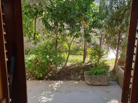 Izdavanje, jednosoban stan, 50m², Seljanovo, Tivat - image 5