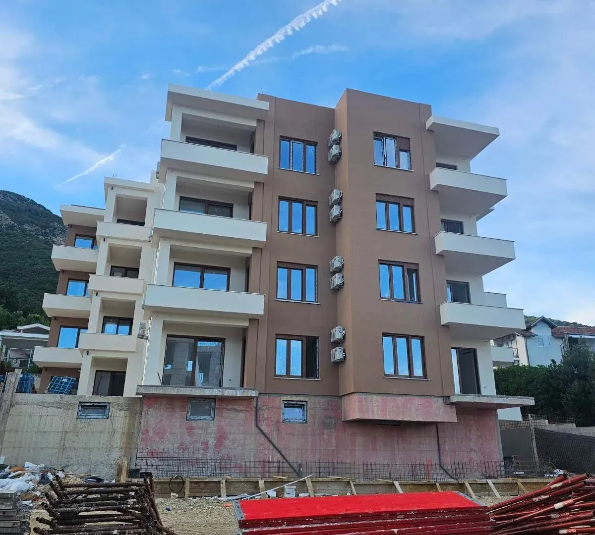 Prodaja, dvosoban stan, 54m², Đenovići, Herceg Novi