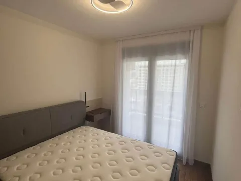 Izdavanje, jednosoban stan, 51m², City Kvart, Podgorica - image 6