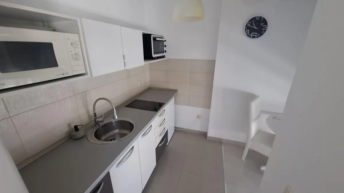 Prodaja, jednosoban stan, 24m², Centar, Novi Sad