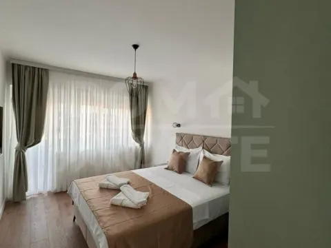 Rent, two bedroom apartment, 80m², Tivat, Crna Gora - image 8