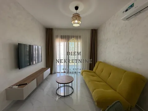 Rent, one bedroom apartment, 47m², Šušanj, Bar - image 13