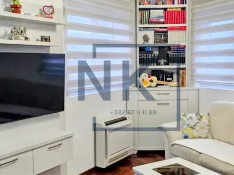 Prodaja, dvosoban stan, 56m², Stari Aerodrom, Podgorica - image 4