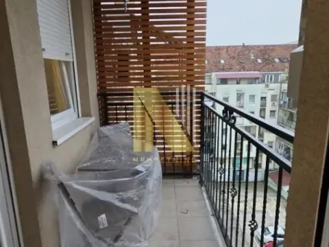 Izdavanje, četvorosoban stan, 81m², Bulevar Evrope, Novi Sad Sve Podlokacije - image 15