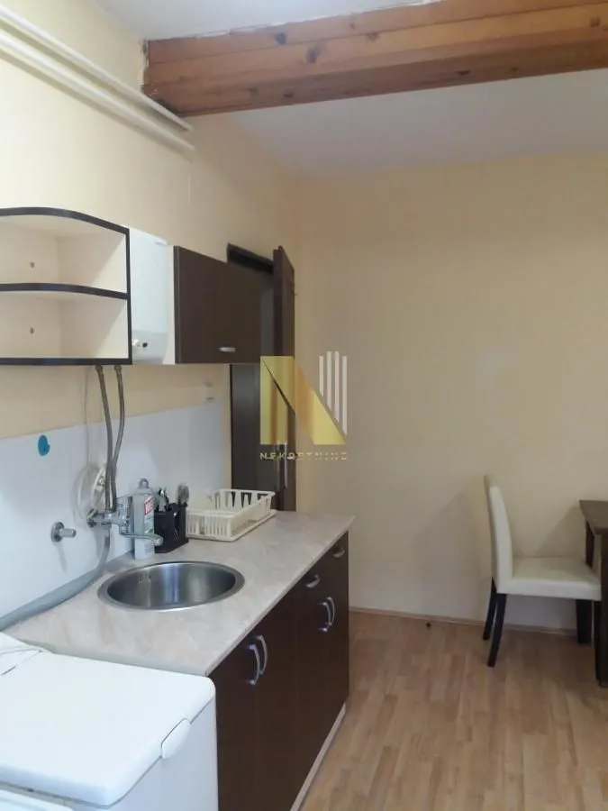 Izdavanje, jednosoban stan, 32m², Centar, Novi Sad