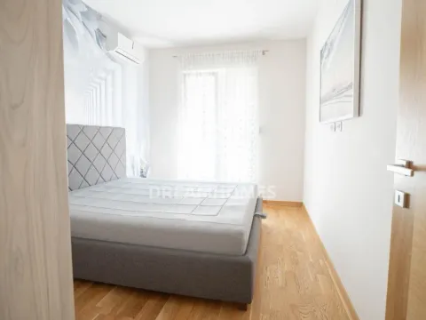 Izdavanje, dvosoban stan, 65m², City Kvart, Podgorica - image 12