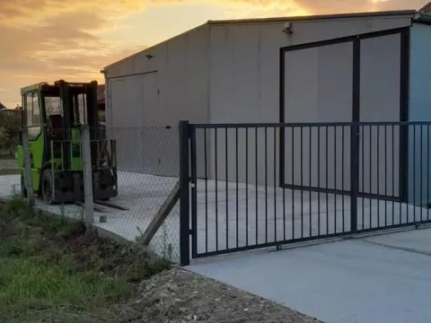 Izdavanje, poslovni prostor, 60m², Veternik, Novi Sad Sve Podlokacije - image 4