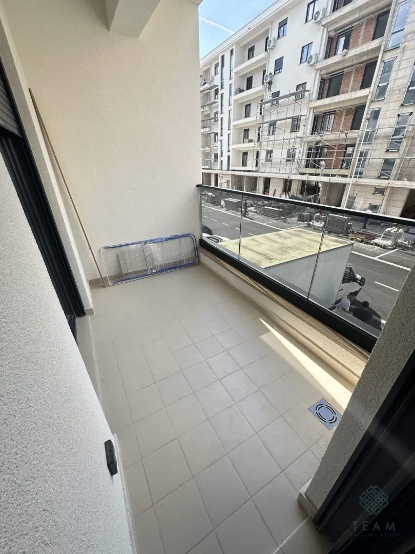 Izdavanje, jednosoban stan, 46m², New City, Podgorica