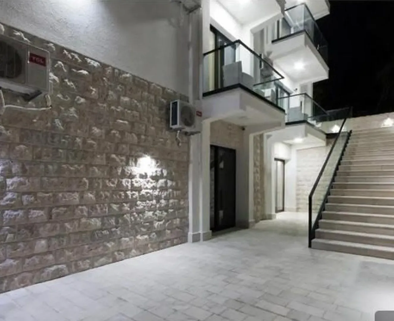 Sale, office space, 800m², Sutomore, Bar