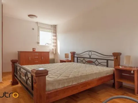 Prodaja, dvosoban stan, 77m², Podgorica, Crna Gora - image 11