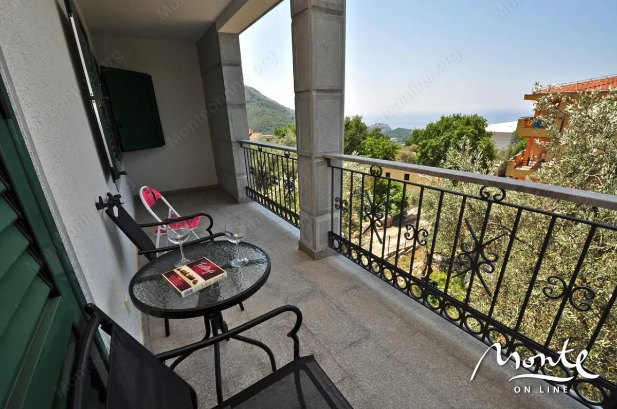 Sale, house, 644m², Pržno, Budva
