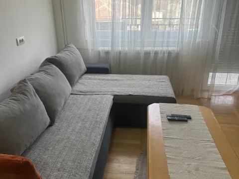 Izdavanje, trosoban stan, 55m², Čukarica, Beograd - image 5