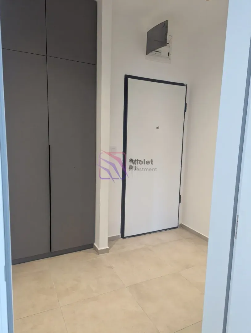Izdavanje, dvosoban stan, 66m², Stari Aerodrom, Podgorica