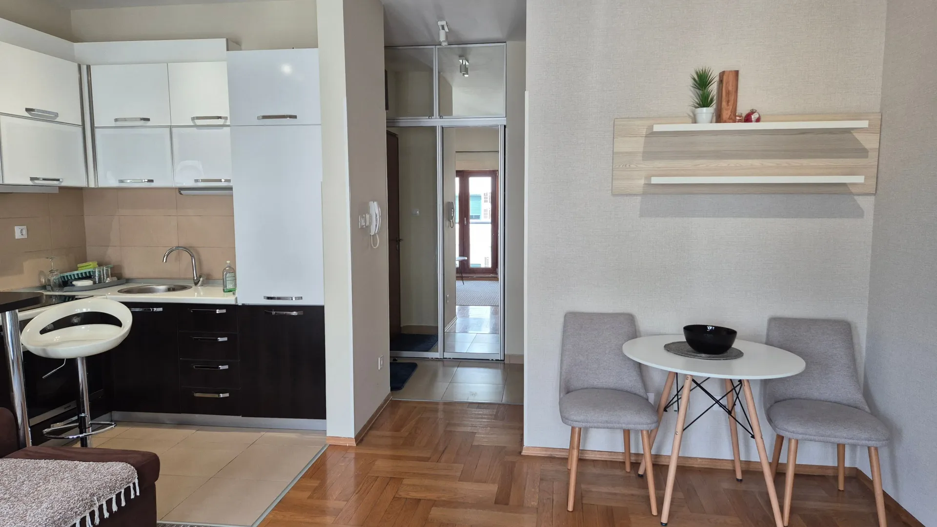 Rent, studio apartment, 30m², Preko Morače, Podgorica