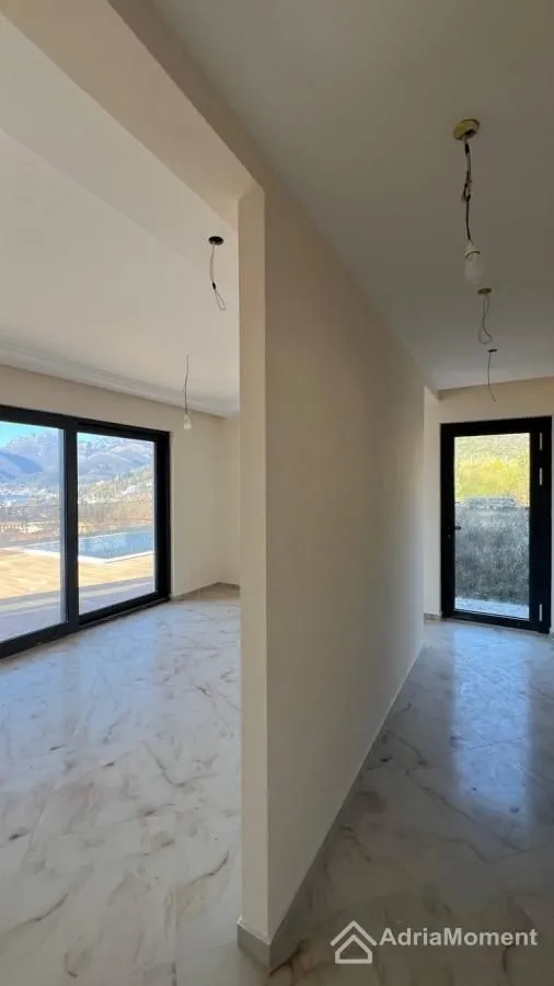 Prodaja, kuća, 286m², Seljanovo, Tivat