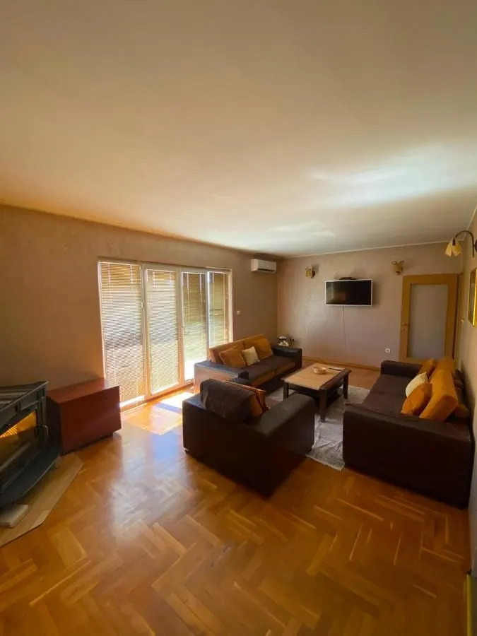 Rent, two bedroom apartment, 90m², Tološi, Podgorica