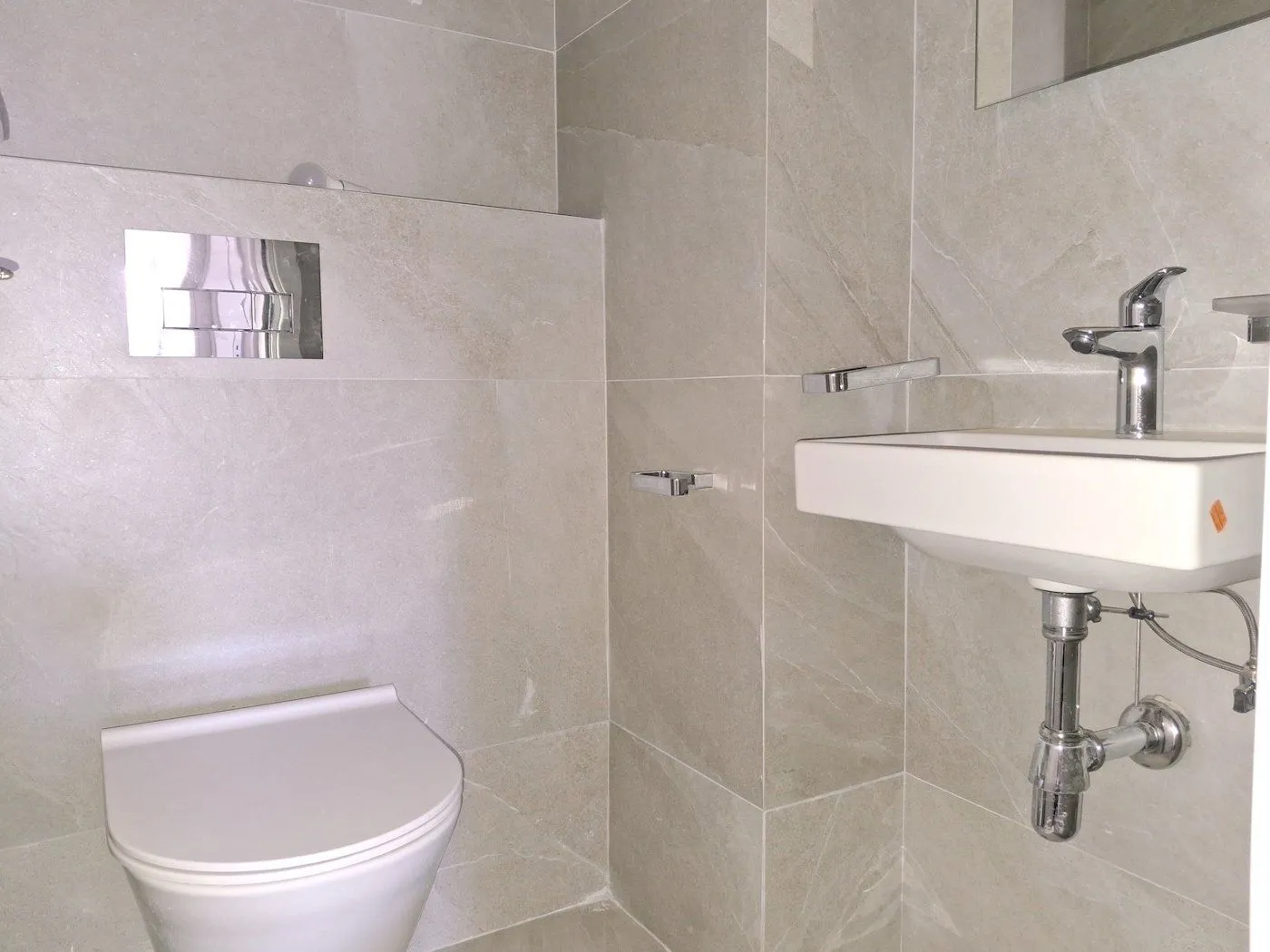 Rent, apartment, 72m², Central Point, Podgorica