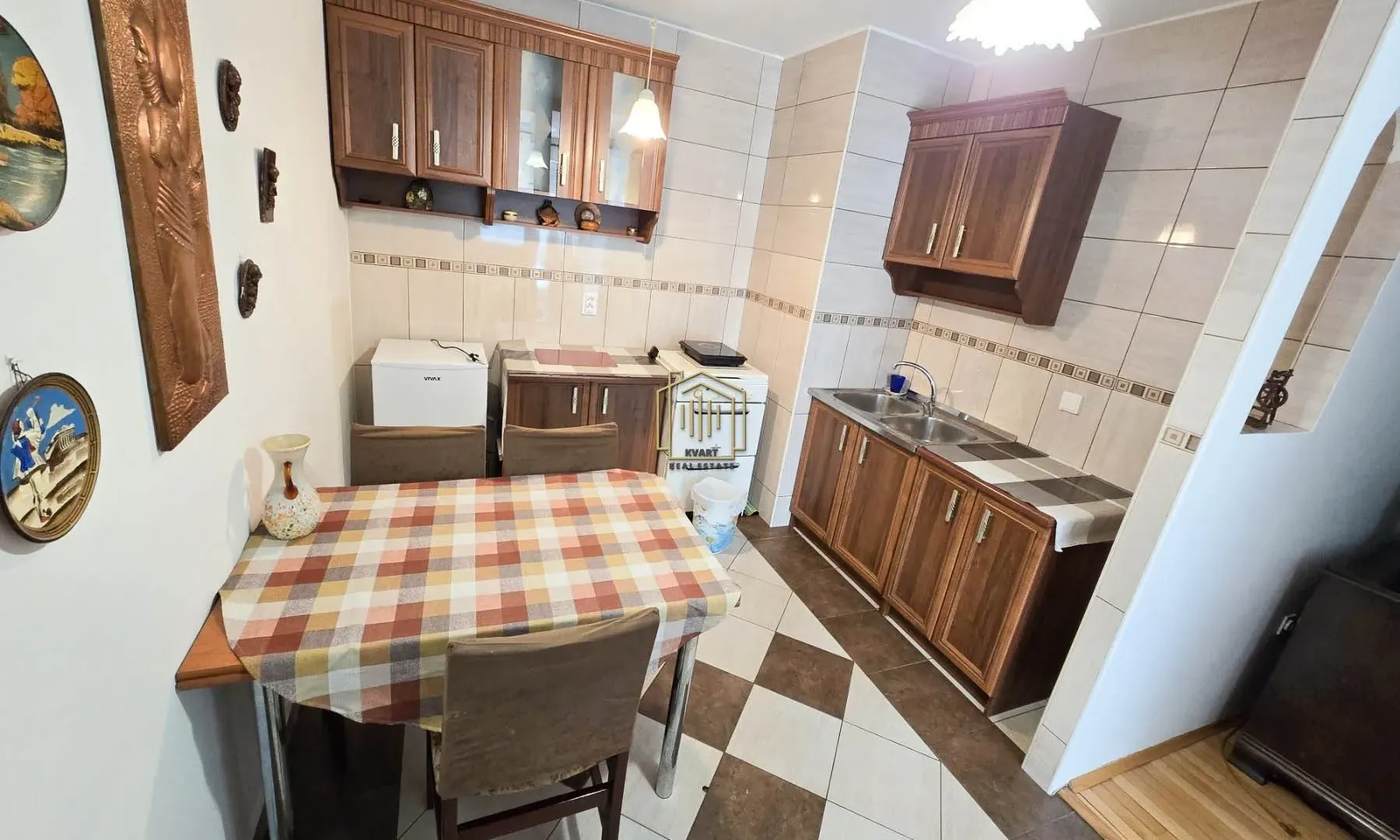 Prodaja, dvosoban stan, 60m², Blok 5, Podgorica