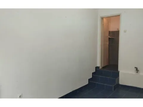 Izdavanje, poslovni prostor, 18m², Niš, Srbija - image 3