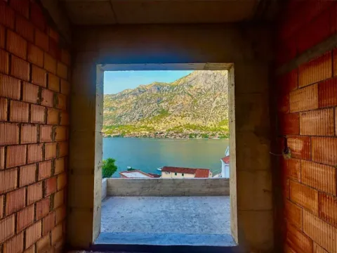 Prodaja, jednosoban stan, 44m², Kotor, Crna Gora - image 13