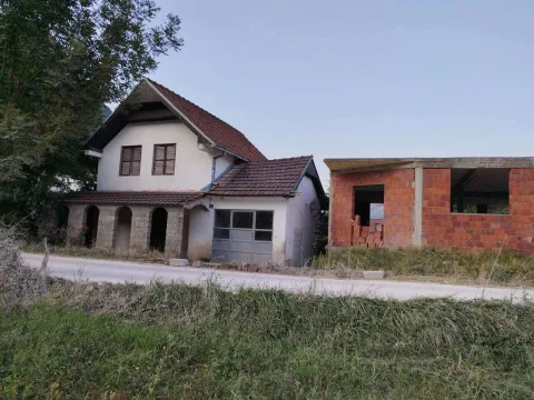 Prodaja, kuća, 147m², Bijelo Polje, Crna Gora - image 2