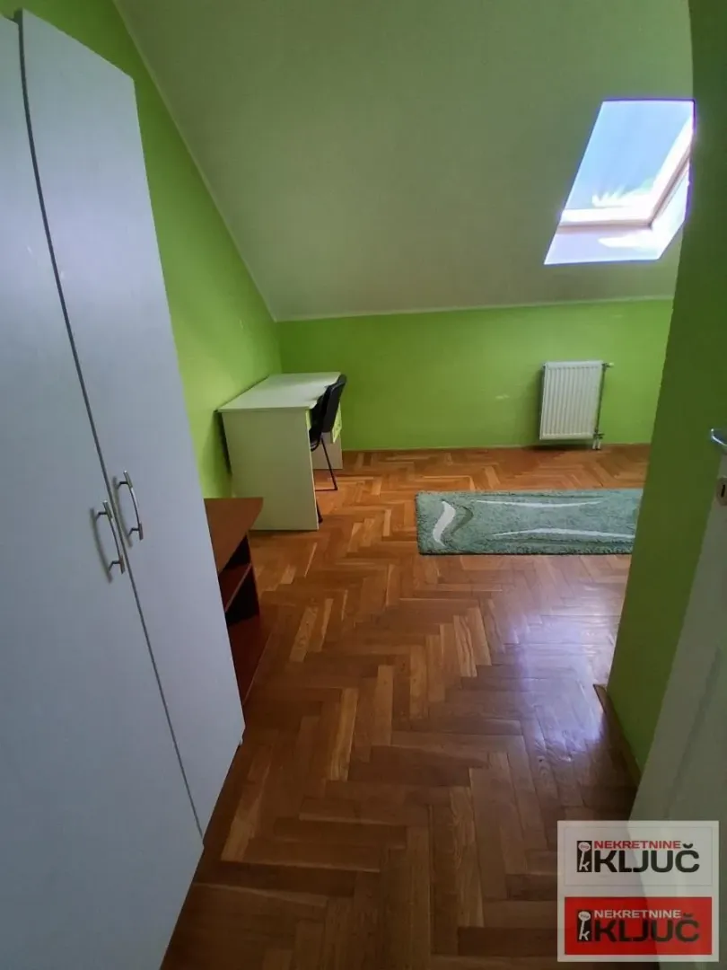 Izdavanje, četvorosoban stan, 94m², Nova Detelinara, Novi Sad Sve Podlokacije