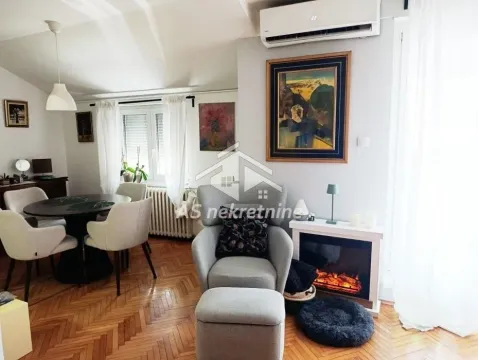 Izdavanje, četvorosoban stan, 108m², Savski Venac, Beograd - image 5