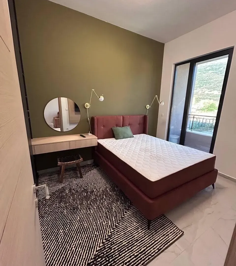 Rent, one bedroom apartment, 54m², Lastva Grbaljska, Kotor