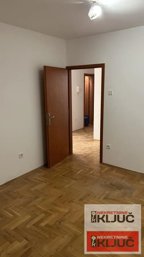 Prodaja, dvosoban stan, 54m², Nova Detelinara, Novi Sad Sve Podlokacije