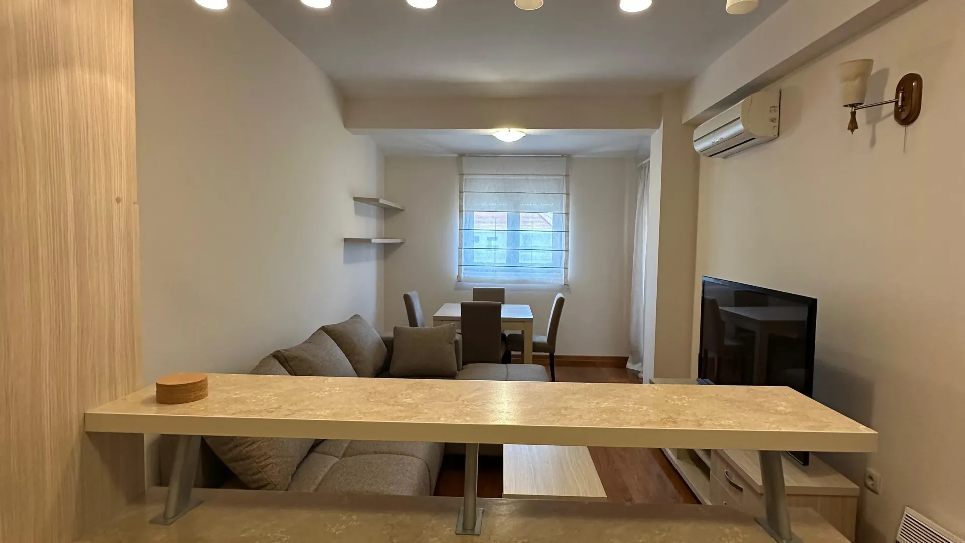 Rent, one bedroom apartment, 48m², Centar, Tivat
