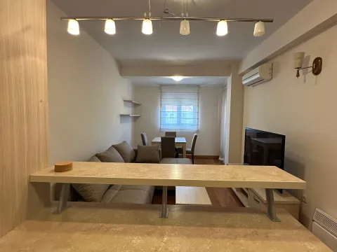 Izdavanje, jednosoban stan, 48m², Centar, Tivat - image 4
