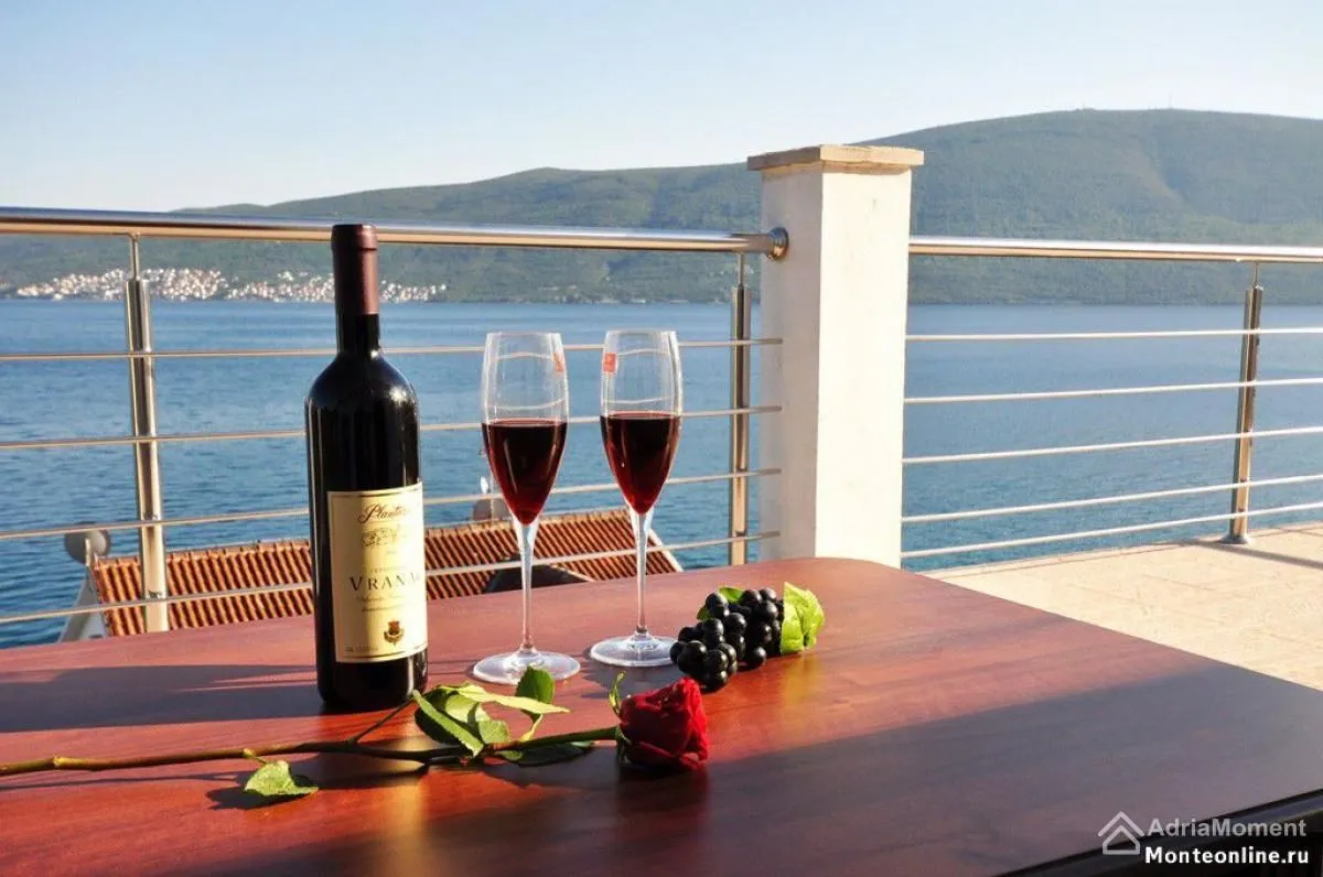 Prodaja, kuća, 308m², Bijela, Herceg Novi