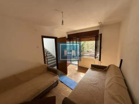 Prodaja, kuća, 257m², Strelište, Jagodina - image 11