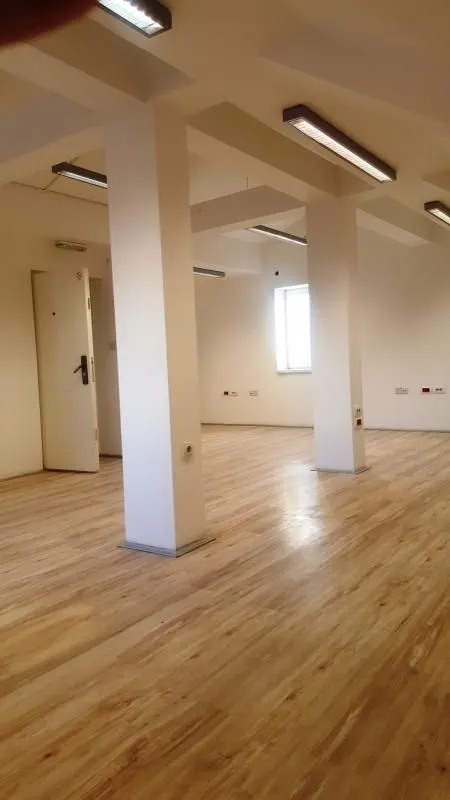 Rent, office space, 150m², Centar, Niš