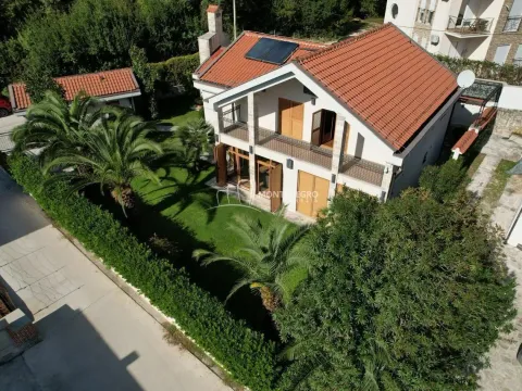 Sale, house, 186m², Orahovac, Kotor - image 7