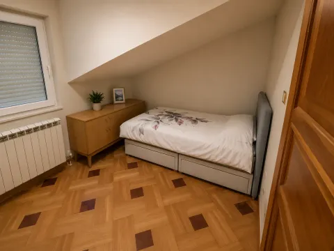 Izdavanje, kuća, 200m², Gorica C, Podgorica - image 15