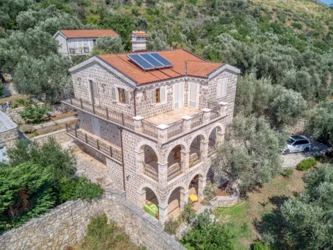 Prodaja, kuća, 500m², Reževići, Budva - image 26