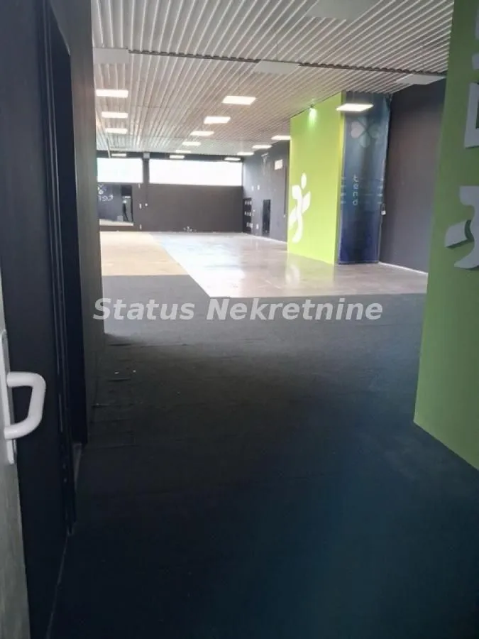 Rent, office space, 300m², Novo naselje, Novi Sad