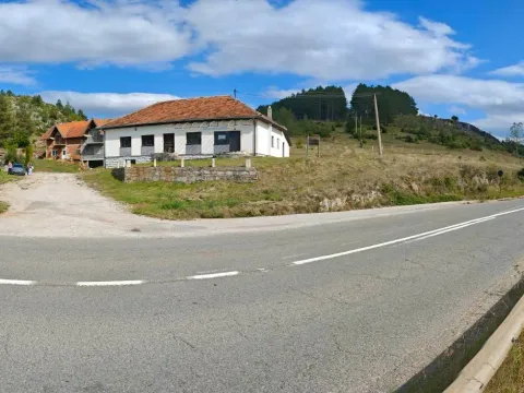 Sale, office space, 267m², Nova Varoš, Srbija - image 3