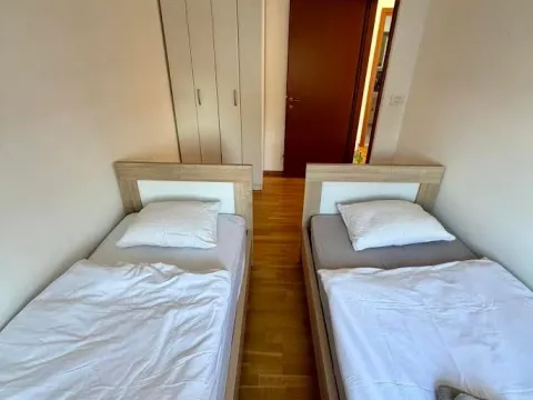 Rent, two bedroom apartment, 64m², City Kvart, Podgorica - image 10