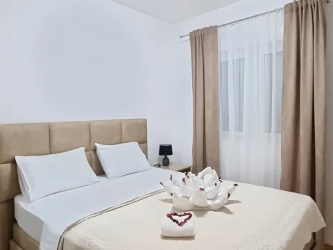 Izdavanje, jednosoban stan, 45m², Budva, Crna Gora - image 20