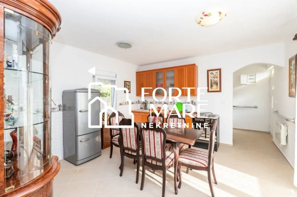 Prodaja, kuća, 68m², Ratiševina, Herceg Novi
