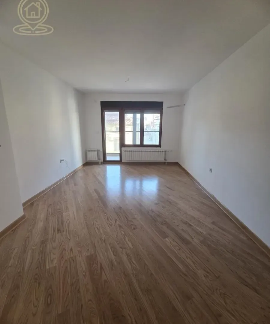 Prodaja, četvorosoban stan, 88m², Medijana, Niš