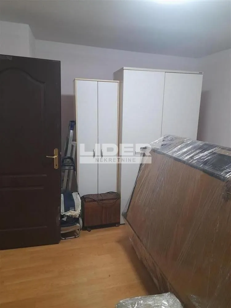 Sale, two bedroom apartment, 37m², Đeram Pijaca, Beograd