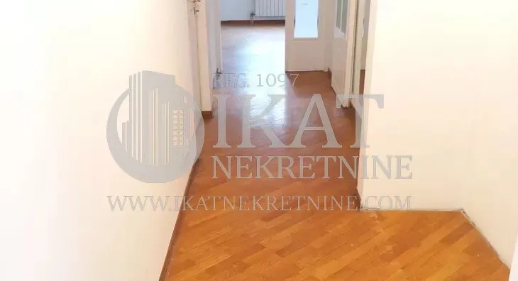 Prodaja, trosoban stan, 94m², Centar Sve Podlokacije, Beograd