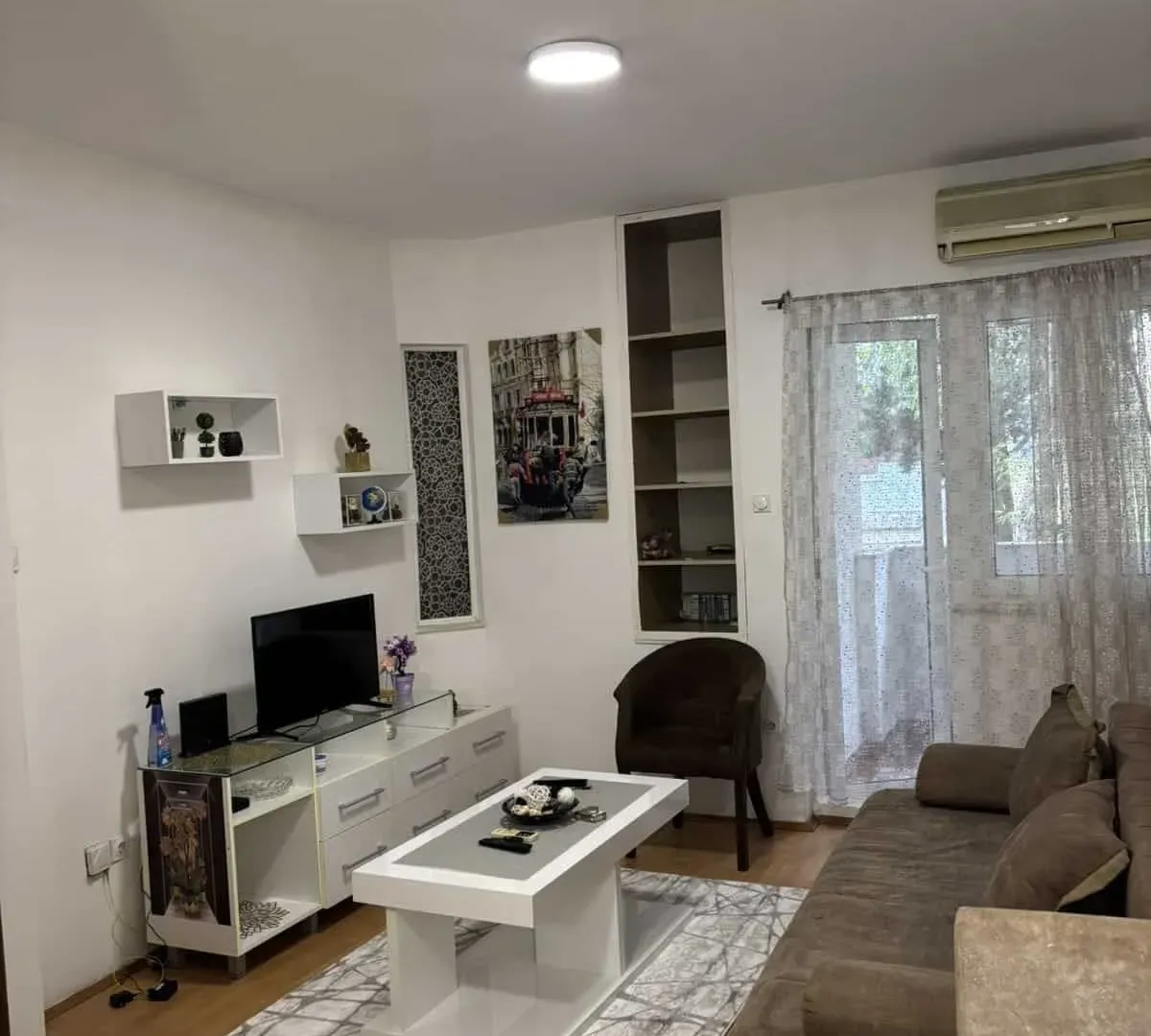 Izdavanje, jednosoban stan, 35m², Preko Morače, Podgorica
