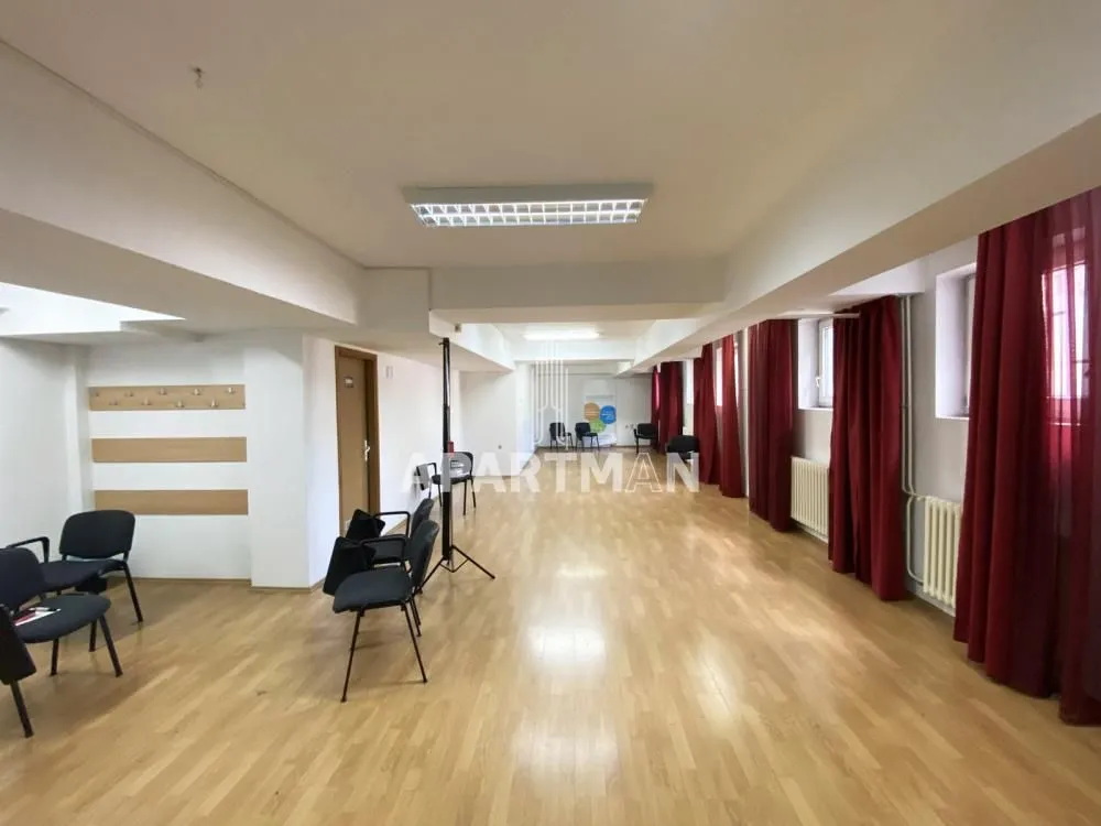 Sale, office space, 535m², Čukarica, Beograd