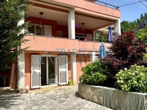 Prodaja, kuća, 245m², Utjeha, Ulcinj